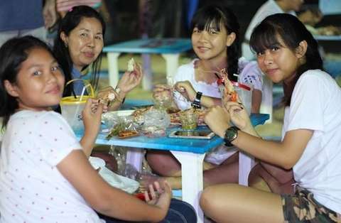 seafood-festival-1.jpg